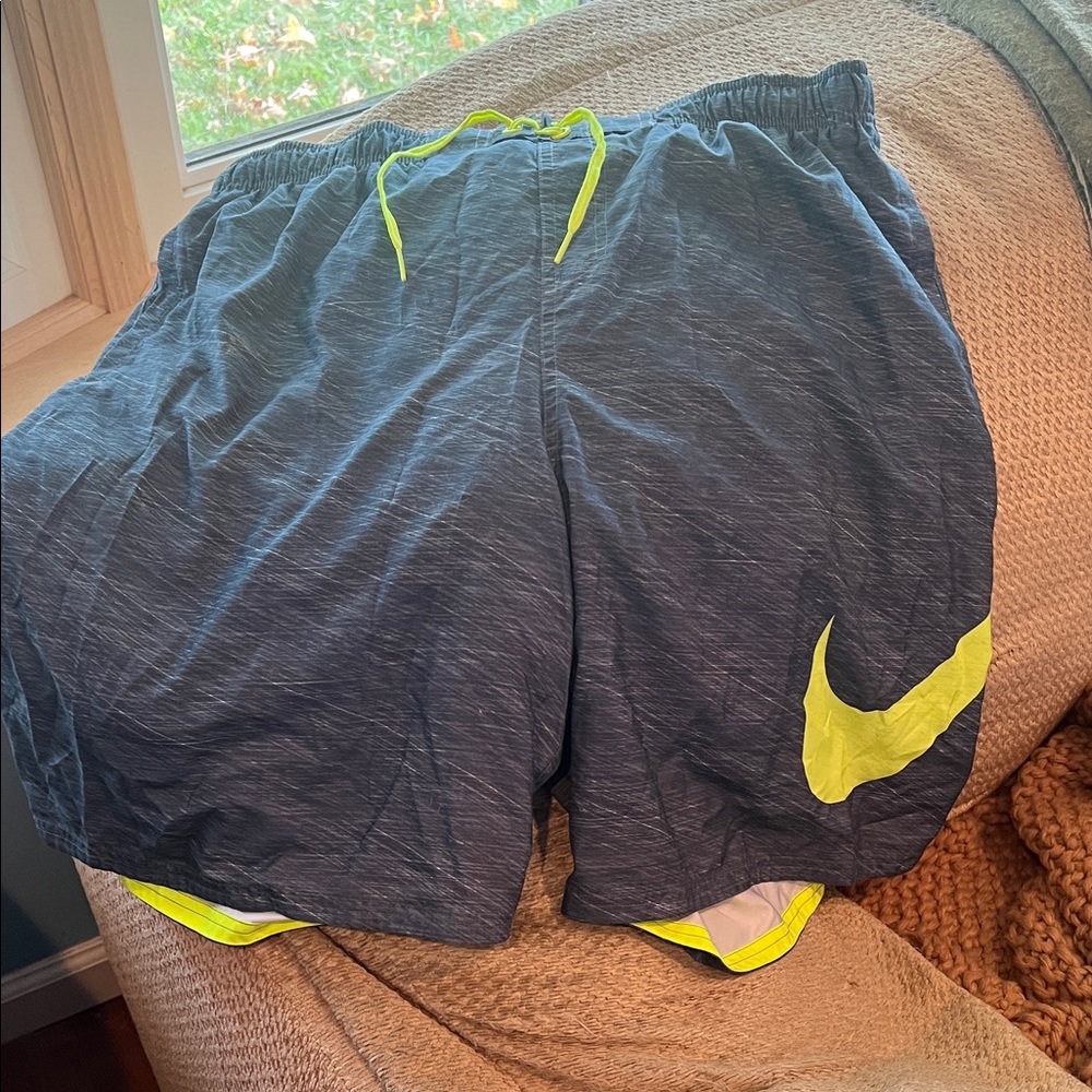 Nike Men's Athletic Shorts in Navy and Neon Yellow